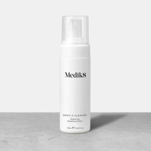 Profesionali kosmetika Medik8 prausiklis normaliai odai Gentle Cleanse 150ml